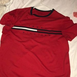 Red tommy hilifiger shirt